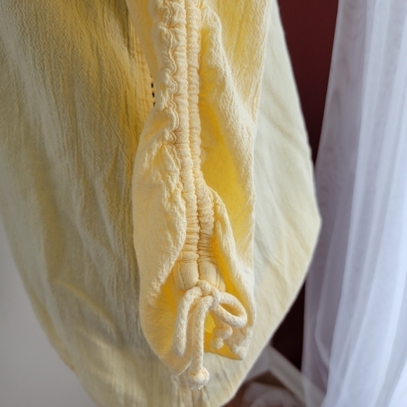 Dunes Yellow V-neck Tunic Size 1 - Picture 3 of 10